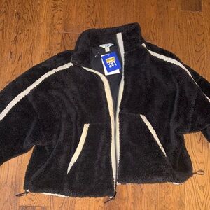 NWT Joylab Cozy Black Sherpa Zip-Up Jacket with Cream Trim